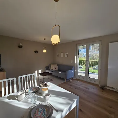 Charmante 3-schlafzimmer Mit Garten