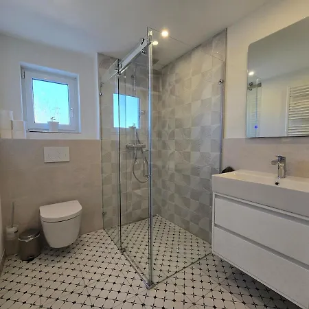 Charmante 3-schlafzimmer Mit Garten Apartamento