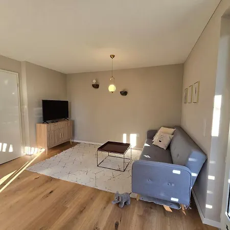 Charmante 3-schlafzimmer Mit Garten