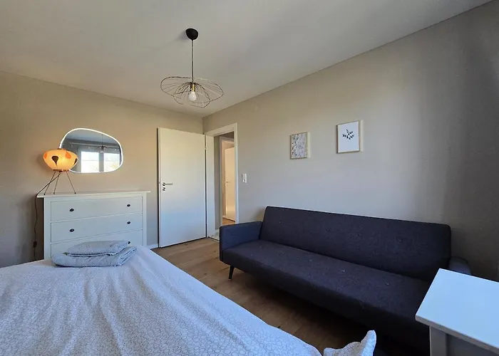 Appartement Charmante 3-schlafzimmer Mit Garten *