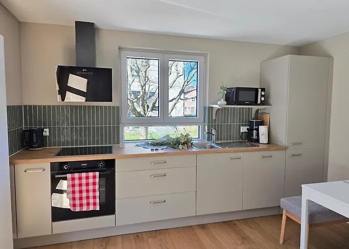 Charmante 3-schlafzimmer Mit Garten *