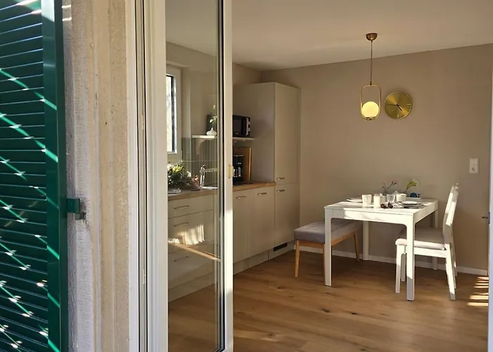 Appartement Charmante 3-schlafzimmer Mit Garten